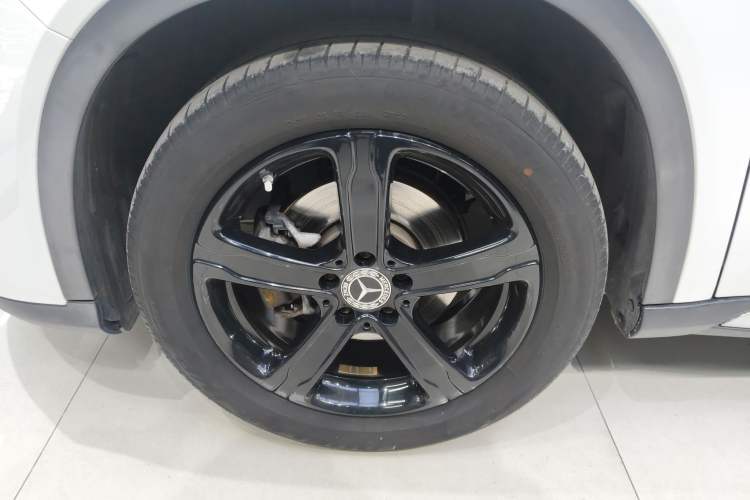 Used Mercedes-Benz GLA 2019 GLA 200 Fashion Model Left Front Wheel Hub