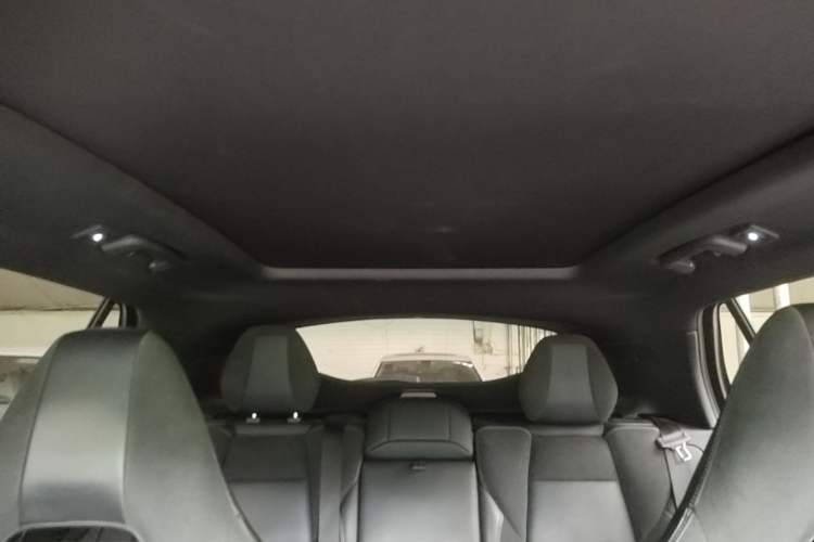 Used Lynk & Co 01 2021 2.0TD Four-Wheel Drive Dark Night Edition
