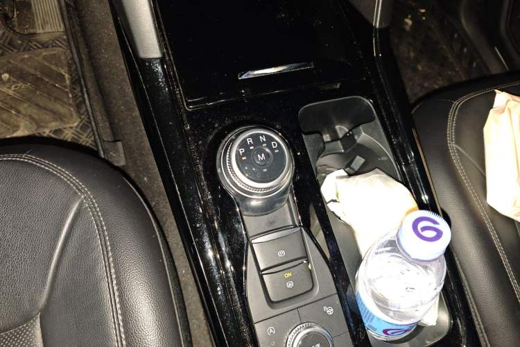 Used Ford Explorer 2020 EcoBoost 285 4x4 Titanium Edition 7-Seater
