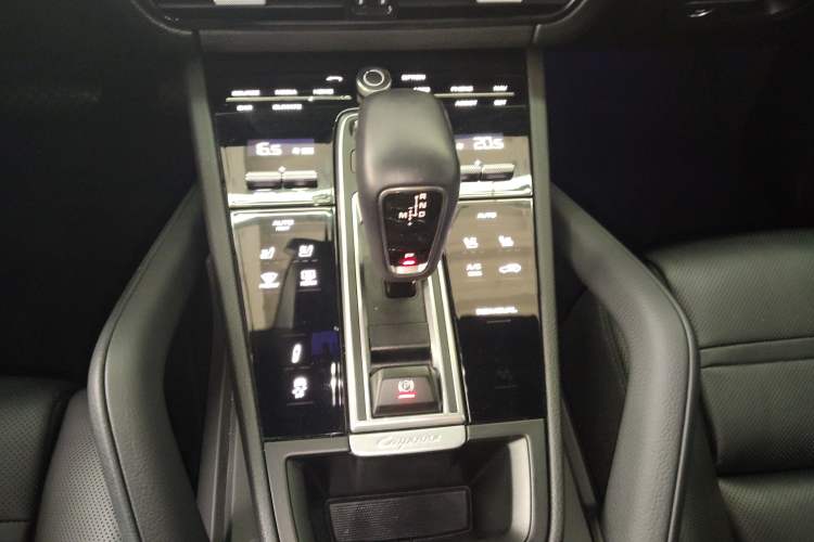 Used Porsche Cayenne E-Hybrid 2023 Cayenne E-Hybrid 2.0T Platinum Edition
