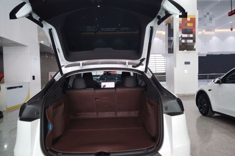 Used Tesla Model Y 2025 Rear-Wheel-Drive Version