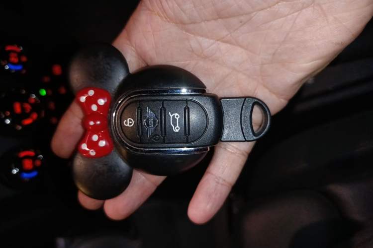 Used MINI 2021 1.5T COOPER Artist
