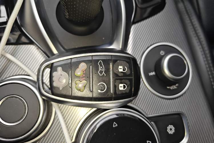 Used Alfa Romeo Stelvio 2020 2.0T 280HP Luxury Edition Vehicle Key