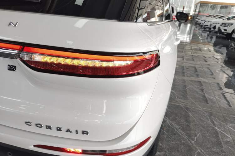 Used Lincoln Corsair 2022 Revised Version 2.0T Two-Wheel Drive Premium Edition Exterior 3