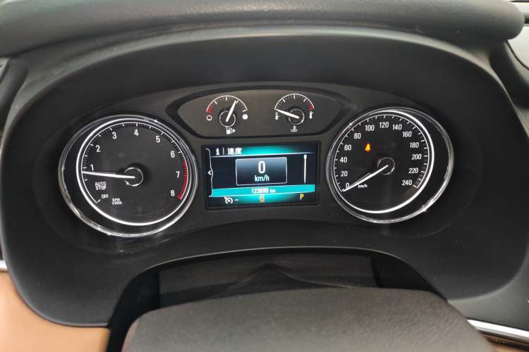 Used Buick LaCrosse 2016 20T Elite Edition Odometer Close Up