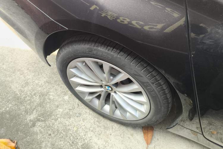 Used BMW 5 Series 2020 530Li Leading Edition Luxury Package Right Rear Wheel Hub