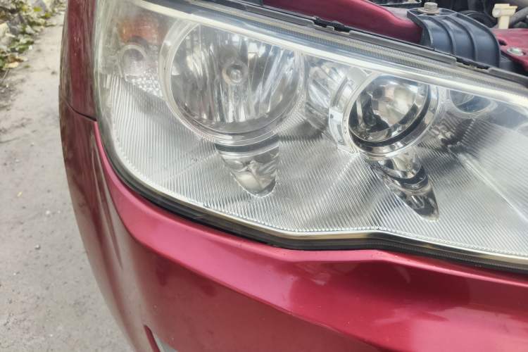 Used Land X8 2014 Explorer Edition 2.0T Gasoline 4x2 Luxury Model