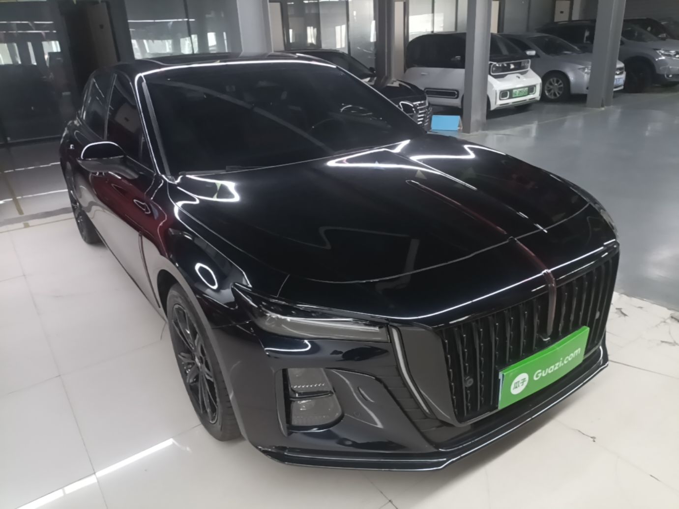 Hongqi H5 2025 2.0T Automatic Xuan Ying Edition — снимка 3