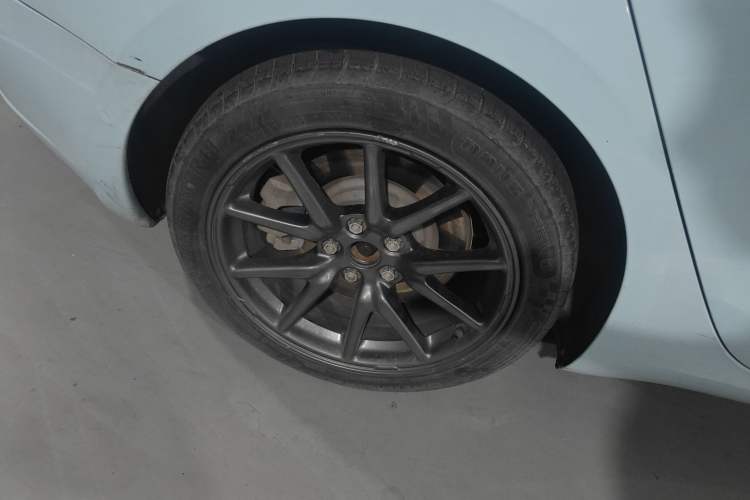 Used Tesla Model 3 2020 Long-Range Rear-Wheel-Drive Version Right Rear Wheel Hub