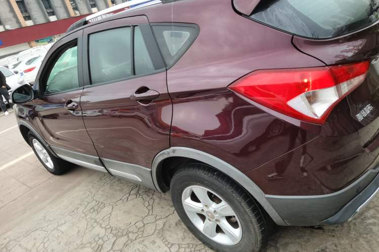 Used Haima S5 2015 1.6L Manual Luxury Model with Sunroof