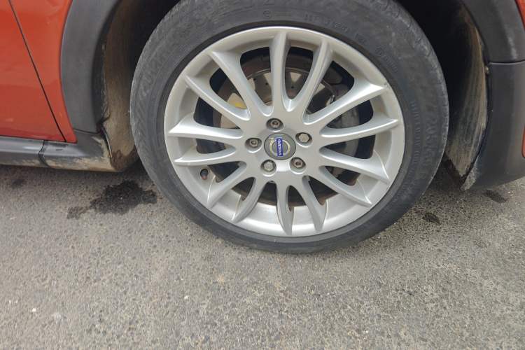 Used Volvo C30 2012 2.0L Aktiv Dynamic Package Edition
