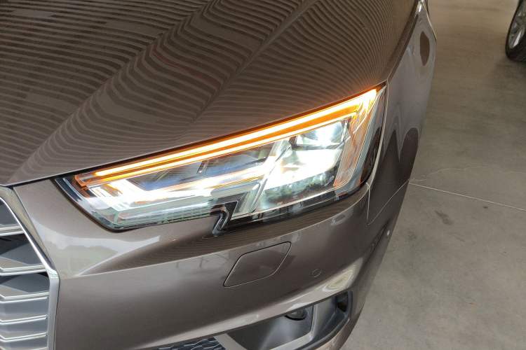 Used Audi A4L 2019 40 TFSI Fashion Version China V Left Front Headlight