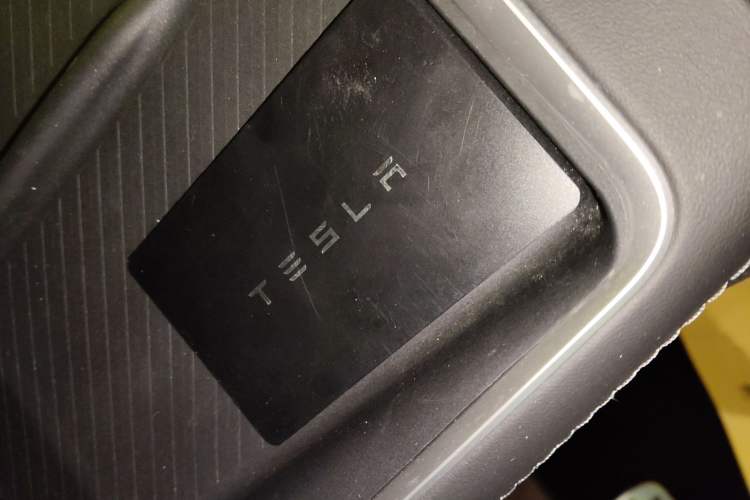 Used Tesla Model Y 2025 Rear-Wheel Drive First Edition