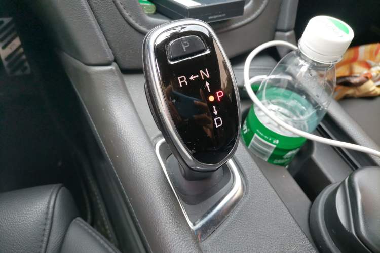 Used Cadillac XT5 2018 28E Four-Wheel Drive Tech Version