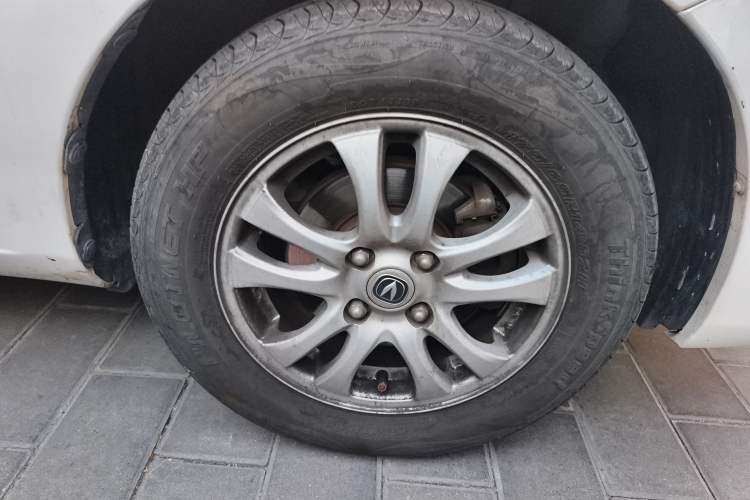 Used CHANGAN Alsvin V3 2015 1.4L Manual Meiruan Model China V Standard
