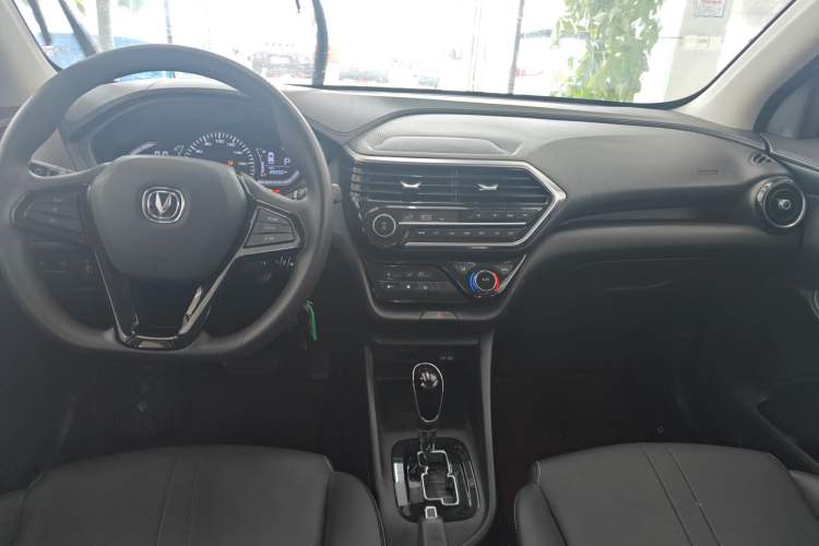 Used Changan Alsvin 2019 1.5L DCT Comfort Model China VI Standard
