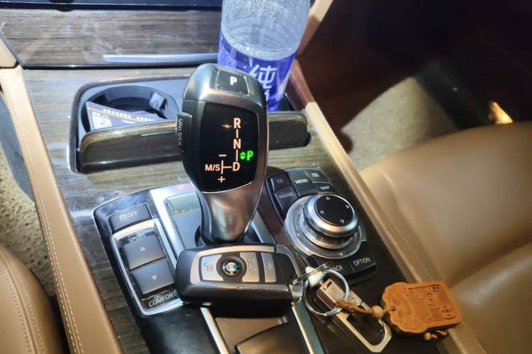 Used BMW 7 Series 2011 730Li Elegant Model Gear Lever