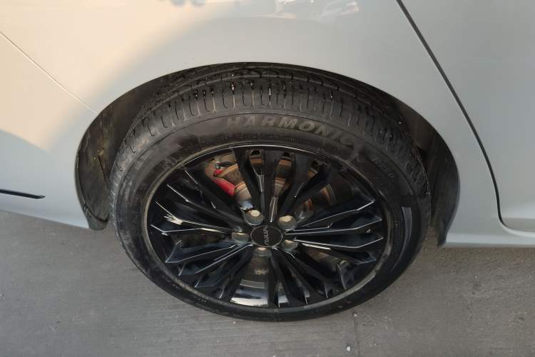 Used Dongfeng Aeolus Yixuan MAX 2022 1.5T Super Stylish Trendsetter Edition
