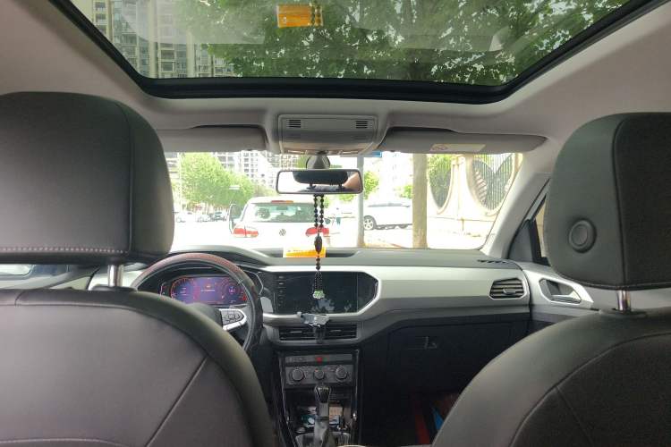 Used Volkswagen Tacqua 2021 200TSI DSG JoyConnect Edition