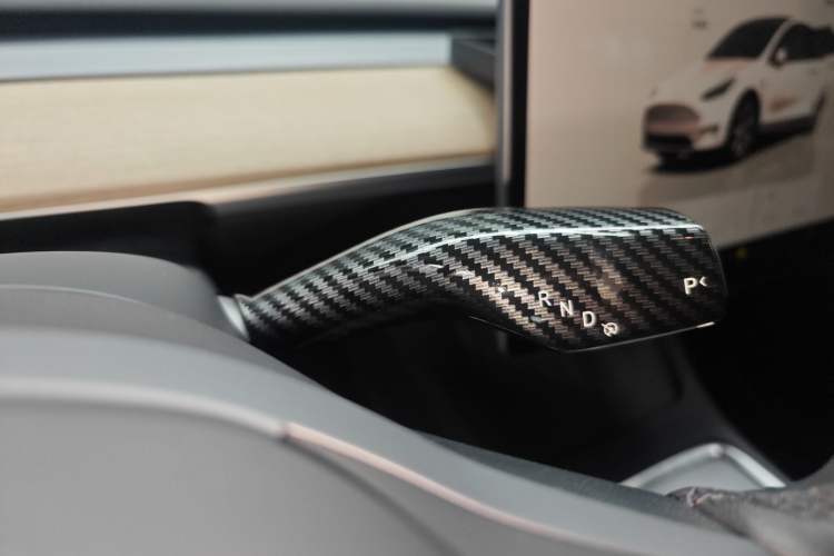 Used Tesla Model Y 2022 Rear-Wheel-Drive Version
