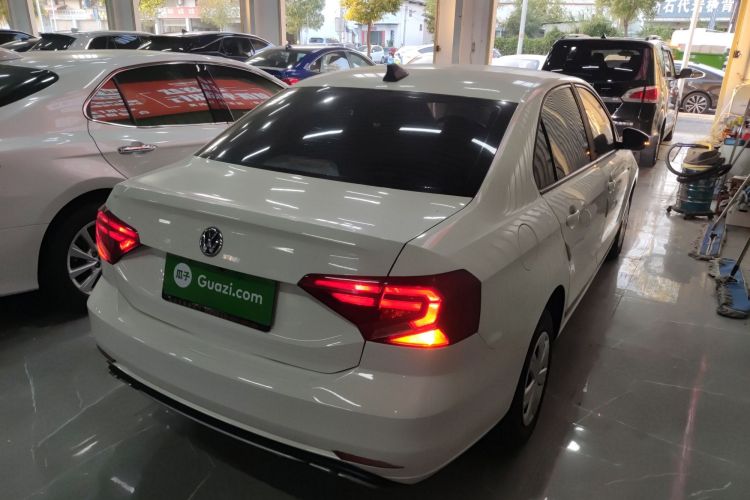 Used Volkswagen Jetta 2017 1.5L Automatic Fashion Model