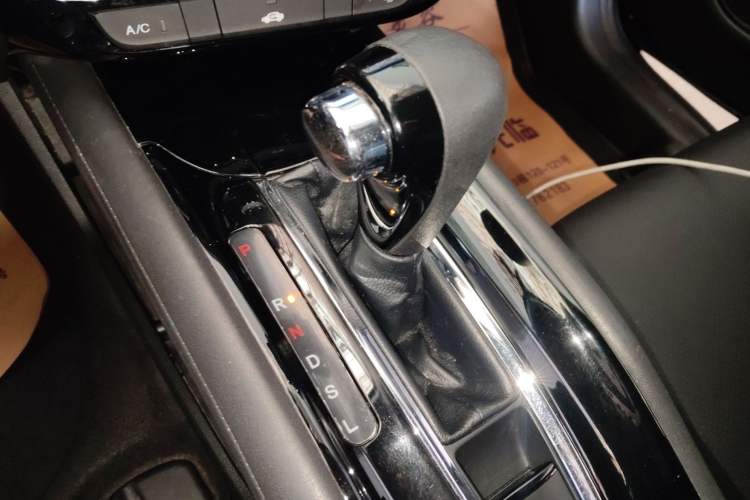 Used Honda Vezel 2018 1.5L CVT 2WD Technology Elite Model
