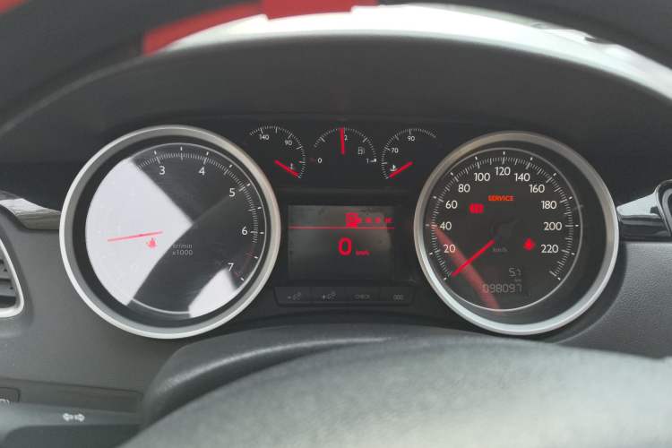 Used Peugeot 508 2013 2.0L 2nd Anniversary Edition with Automatic Sunroof – Classic Version
