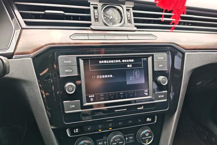 Used Volkswagen Magotan 2018 Facelift 330TSI DSG Luxury Model Audio And AC Panel