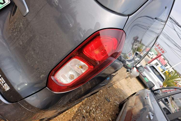 Used Wuling Hongguang New Energy 2025 Extended-Range Hybrid 50KM Comfort Version