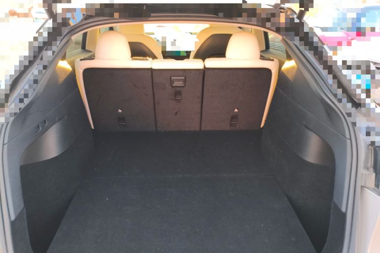 Used Tesla Model Y 2023 High-Performance All-Wheel-Drive Version