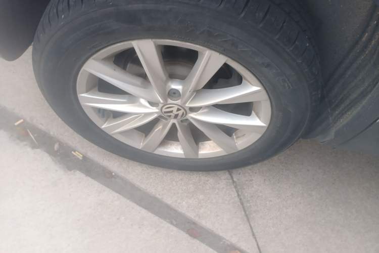 Used Volkswagen Tiguan 2016 280TSI Automatic Two-Wheel-Drive Silk Road Style Edition
