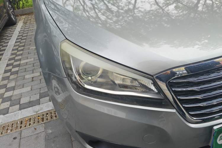 Used Bestune B90 2012 2.0L manual Comfort trim level
