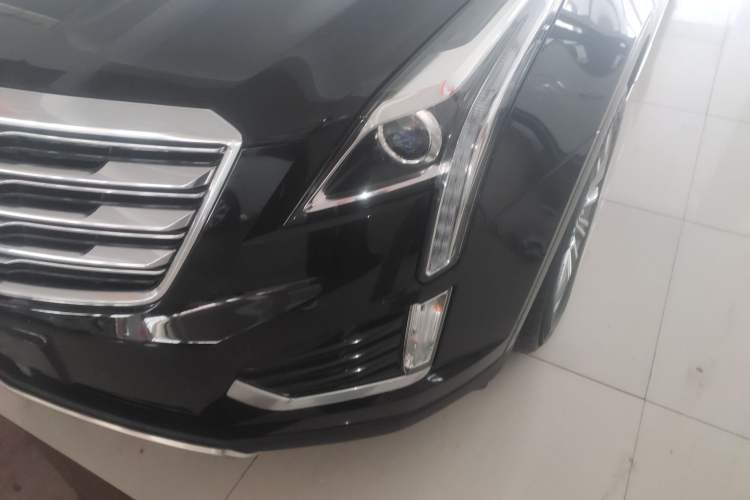 Used Cadillac XT5 2018 25T Luxury Model
