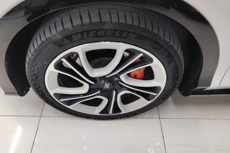 Used IM LS7 2023 100kWh Pro All-Wheel-Drive Version
