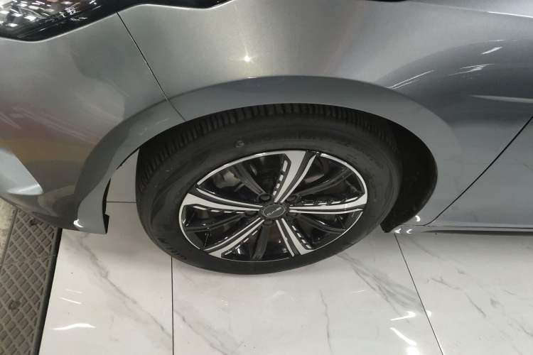 Used BYD Destroyer 05 2024 Honor Edition DM-i 120KM Luxury Model
