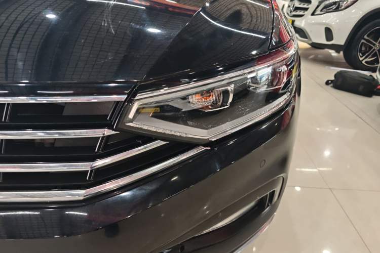 Used Volkswagen Magotan 2020 330TSI DSG Luxury Edition
