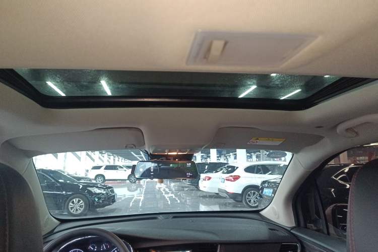 Used Buick Encore 2018 18T Automatic Two-Wheel Drive Urban Leading Model
