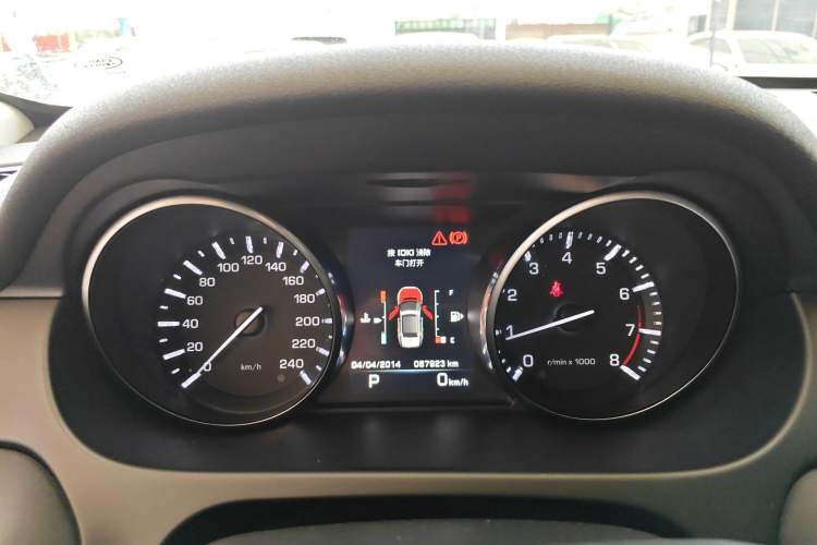 Used Land Rover Discovery Sport 2016 2.0T SE Instrument Cluster