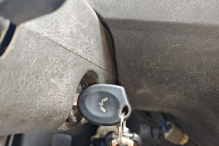 Used Wuling Zhiguang 2010 1.0L New Version Liye Style with Shorter Body
