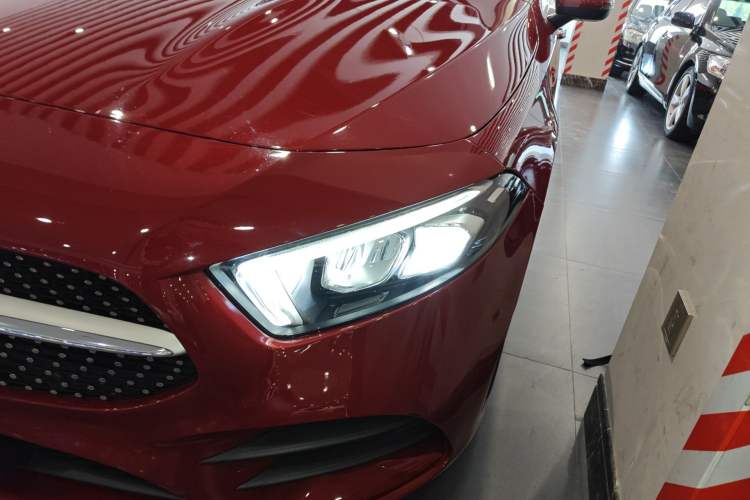 Used Mercedes-Benz A-Class 2021 A 200 L Sport Sedan Fashion Model Left Front Headlight