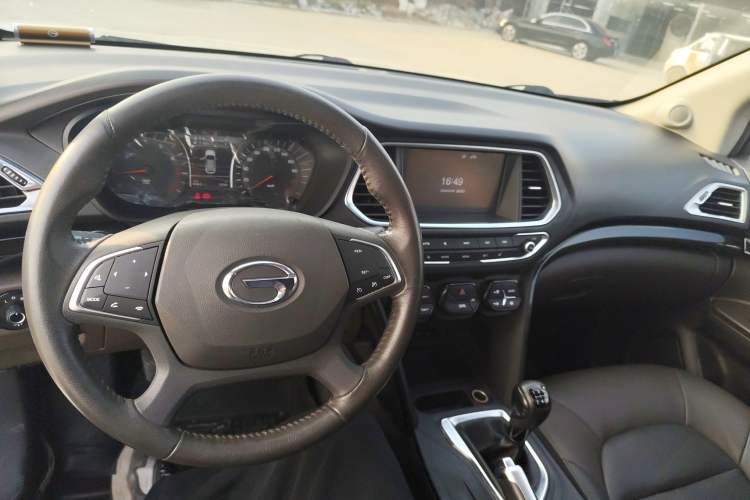 Used GAC Trumpchi GS4 2015 200T Manual Luxury Edition
