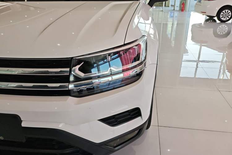 Used Volkswagen Tharu 2020 280TSI Two-Wheel Drive Luxury Plus Version China VI Standard Left Front Headlight