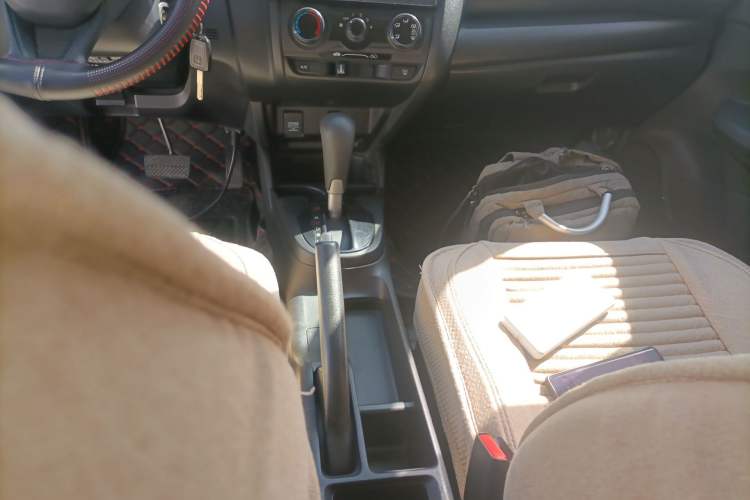 Used Honda Fit 2018 1.5L CVT Comfort Version Gear Lever