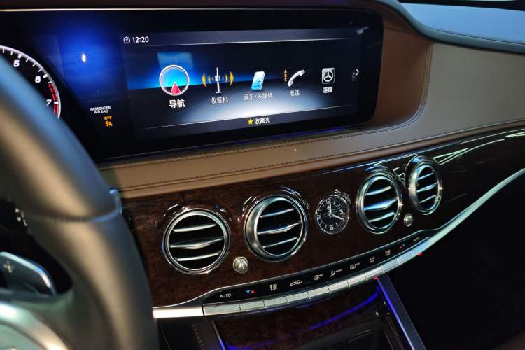 Used Mercedes-Benz S-Class 2019 S 320 L Prestige Edition Audio And AC Panel