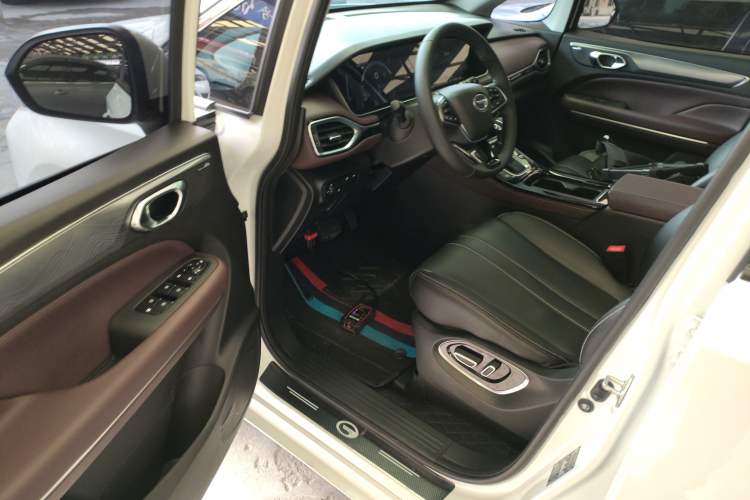 Used GAC Trumpchi M6 2023 PRO 270T DCT Luxury Edition