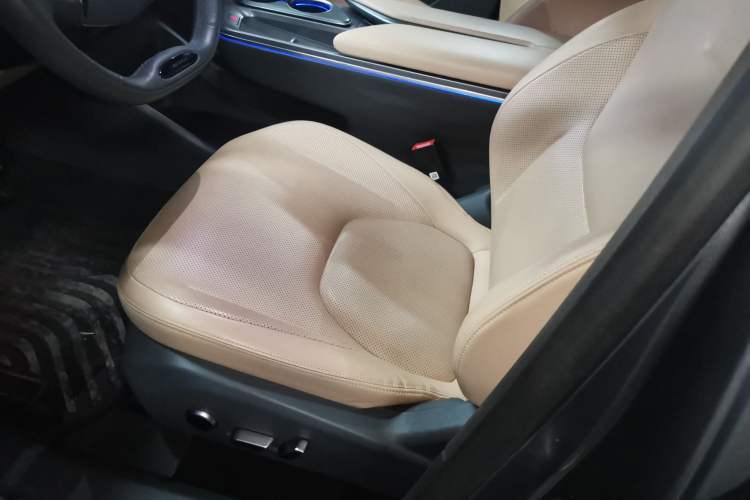 Used ARCFOX Alpha T5 2024 660 MAX
