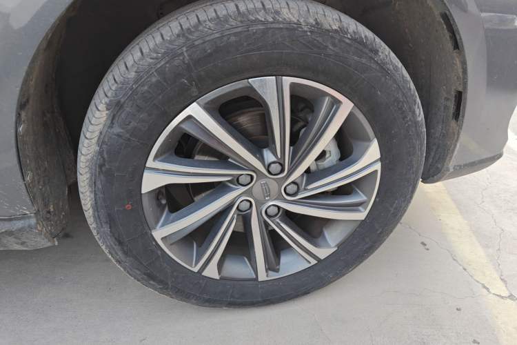 Used Geely Auto Vision X6 2021 PRO 1.4T Automatic Prestige Model
