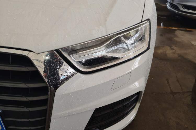 Used Audi Q3 2016 35 TFSI Fashion Model
