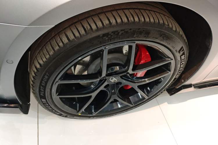 Used Hima Luxeed S7 2026 Model Ultra Exterior 4