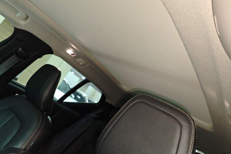 Used Volvo XC40 2020 T4 Four-Wheel Drive Smart Luxury Edition
